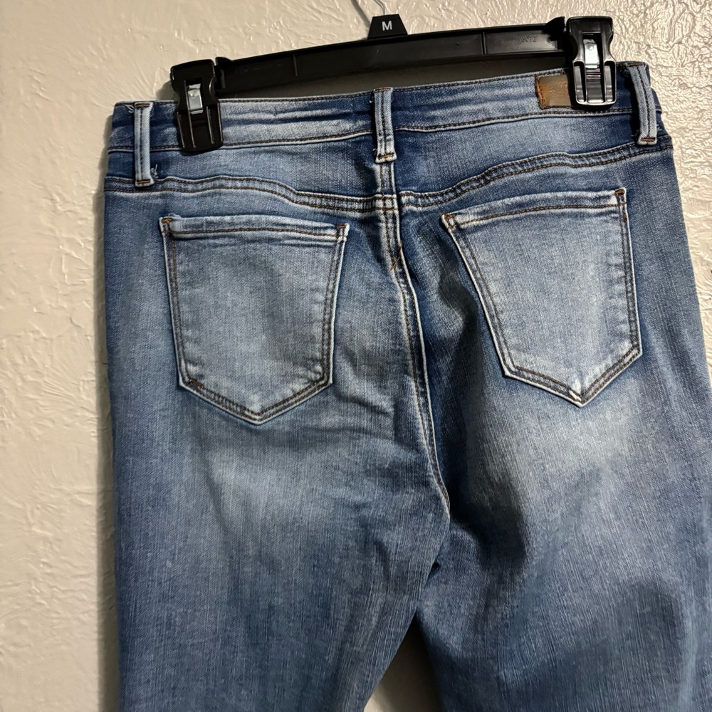 Stylish Ankle Jeans in Classic Blue - Picture 11 of 13